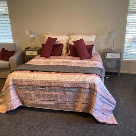 Cambridge Te Awa Rivertrail Bnb Ngoại thất bức ảnh